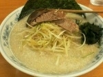 「ネギラーメン（脂多め）」@とんこつラーメン ありんこの写真