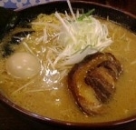 「大盛らーめん+生にんにく+ライス」@北海道ラーメン 小林屋 中原店の写真