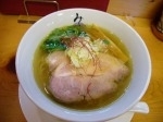 「らーめん（全粒粉麺）+炙りチャーシュー」@麺処 みどりの写真