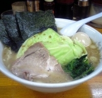 「ラーメン 中盛」@横浜ラーメン厨房 うえむらやの写真