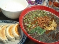 「黒ごまタンタン麺+餃子セット」@つけめん・らーめん活龍 本店の写真