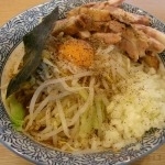 「まぜそば 700円+肉増し 200円」@らーめん・つけめん 虎心の写真