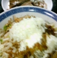 「まぜそば 800円+小豚 150円」@匠神角ふじ 柏店の写真