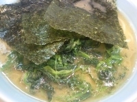 「ラーメン並+ホウレン草」@らーめん武蔵家 千葉本店の写真