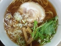 「らー麺￥650+小ライス（ランチサービス）」@らーめん処 歩やの写真