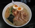 「塩玉そば+チャーシュー」@塩そば 桑ばらの写真