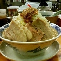 「ラーメン 680円+小豚 150円」@山勝角ふじ 新松戸店の写真