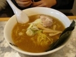 「幻の醤油ラーメン + ランチセット（餃子3個 ライス）」@らーめん むつみ屋 東京八重洲店の写真