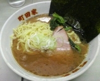 「ラーメン かため」@横浜ラーメン 町田家 町田本店の写真