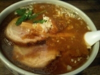 「えび香油魚醤らぁめん」@らぁめんの店 小櫻の写真