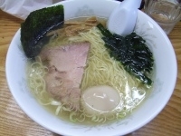 「塩ラーメン+煮玉子」@政宗ラーメンの写真