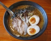 「扣肉担々麺+味付玉子」@湯麺 破天荒の写真