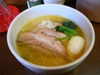 「特塩らぁめん」@めんやももの写真