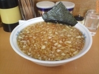 「中華そば（+\100大盛り &+\100薬味（玉ねぎ）増し、計￥」@えびす丸の写真