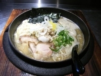 「焼にぼ醤油らーめん（700円）」@味噌らーめん 南部の写真