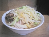 「小ラーメン豚入り・麺硬め（\700）」@ラーメン二郎 栃木街道店の写真