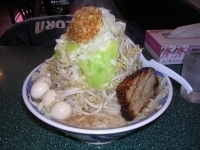 「榛名麺?（中盛300g）+野菜タワー+うずら味玉」@大黒屋本舗 高崎沖町店の写真