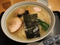 「塩そば+ちょい増し+づけ玉子」@味処 むさし野の写真