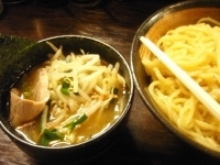 「もりそば中盛630円野菜」@麺屋大斗 芝大門店の写真