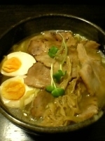 「特製らーめん（￥900）」@燈の車の写真