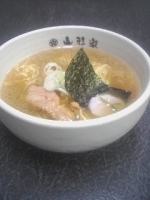 「醤油ラーメン」@らーめん神田 山形家の写真