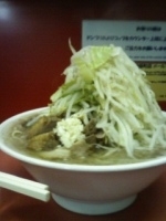 「大豚カタメ（ヤサイマシマシ・ニンニク少し）」@ラーメン二郎 神田神保町店の写真