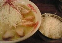 「特鶏白湯+鶏ごはん」@麺・酒処 ぶらりの写真