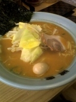 「ラーメン 味噌 並 750円 半ライス50円」@横浜ラーメン 湘家 江木店の写真