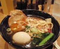 「味玉ラーメン（醤油）+叉焼飯」@麺屋 空海 川崎ダイス店の写真