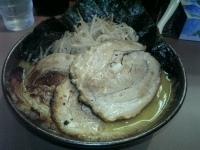 「江戸前味噌カレー炙りチャーシューラーメン（1050円）+大盛り（」@江戸前味噌ラーメンの写真