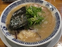 「キクラゲラーメン（ハリガネ）+ライス（大）」@御天 千駄ヶ谷店の写真