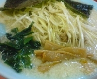 「ネギラーメン（脂多目） \680」@ラーメンショップ 尾島店の写真