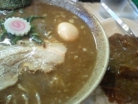 「味玉ラーメン+ミニカレー（830円+200円）」@ニ升屋の写真