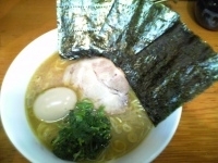 「ふつうのら〜めん+味玉トッピング（￥650）」@横浜家系らーめん 龍家の写真