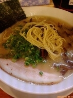 「ラーメン（バリカタ+玉子+替え玉）600円+100円+120円=」@博多長浜ラーメン フクフクの写真