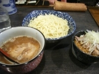 「つけソバ（700円）+セット豚辛めし（150円）」@中華ソバ 櫻坂の写真