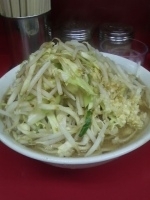 「小ラーメン ヤサイ+からめ+にんにく」@ラーメン二郎 桜台駅前店の写真