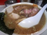 「ミックスチャーシュー醤油（コッテリ・味薄め）￥850 特濃￥10」@ラーメン 日本一の写真