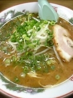 「新博多とんこつラーメン・替玉1玉無料付き（￥480）」@めんめん・かめぞうの写真