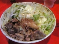 「らーめん にんにく野菜」@ラーメン二郎 府中店の写真