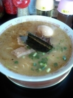 「豚骨塩味玉ラーメン」@初代 哲麺 昭島店の写真