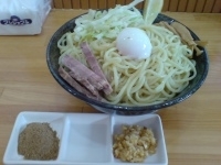 「はしそば 大盛り（冷、こってり）+魚粉、ニンニク」@中華そば・特製もりそば 満帆 伊勢崎店の写真