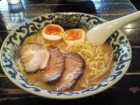 「特製ラーメン」@九段 斑鳩の写真