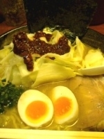 「辛みそのせキャベツラーメン」@季節料理居酒屋 満月の写真