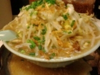 「らーめん（中盛サービス）700円」@らーめん 凌駕の写真