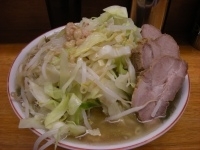 「大豚増し（850円）野菜あぶら」@ラーメン二郎 立川店の写真