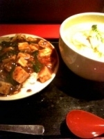 「Wセット（塩ラーメン+マーボー丼）」@うらもん仲町酒場 源山の写真