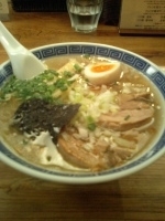 「でらうま塩ラーメン」@いぶし銀の写真