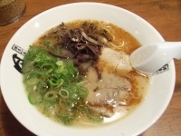 「黒とんこつらーめん」@風びの写真