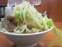 「ラーメン（野菜大盛り）￥550」@勝流ラーメン 麺徳の写真